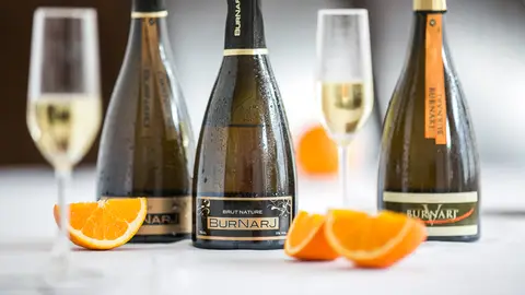 Un vino espumoso... ¡de naranja! y made in Córdoba. Un vino espumoso... ¡de naranja! y made in Córdoba.