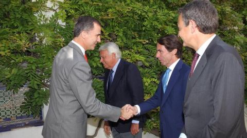 El Pr&iacute;ncipe Felipe junto a Aznar, Gonz&aacute;lez y Zapatero