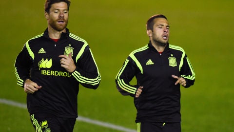Xabi Alonso y Jordi Alba