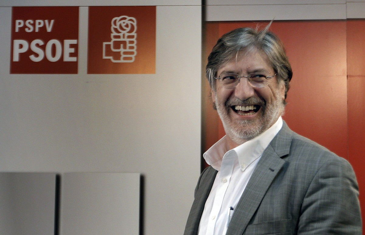 José Antonio Pérez Tapias se da de baja del PSOE tras más de 24 años como militante José Antonio Pérez Tapias se da de baja del PSOE tras más de 24 años como militante