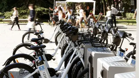 Punto de alquiler de bicicletas en Madrid. Punto de alquiler de bicicletas en Madrid.