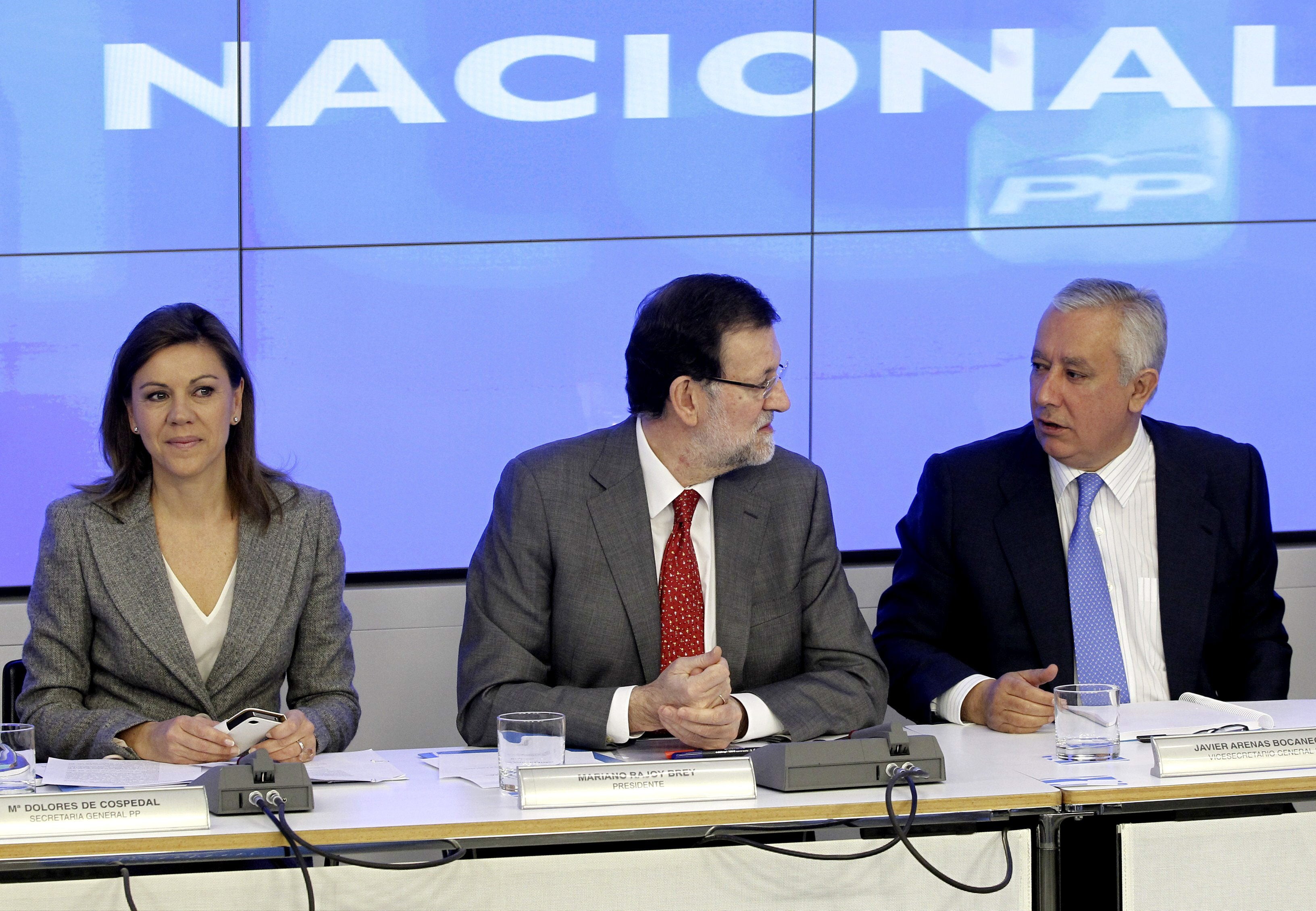 El Bisturí: "Rajoy no va a entrar en la polémica entre Arenas y Cospedal" El Bisturí: "Rajoy no va a entrar en la polémica entre Arenas y Cospedal"
