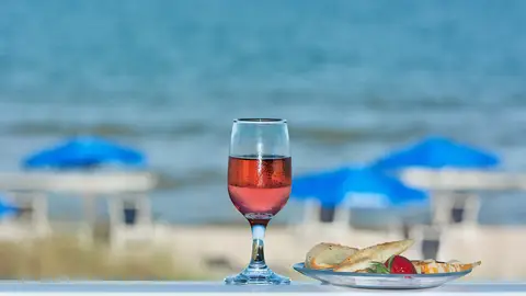 También hay vinos que saben a veranito. También hay vinos que saben a veranito.