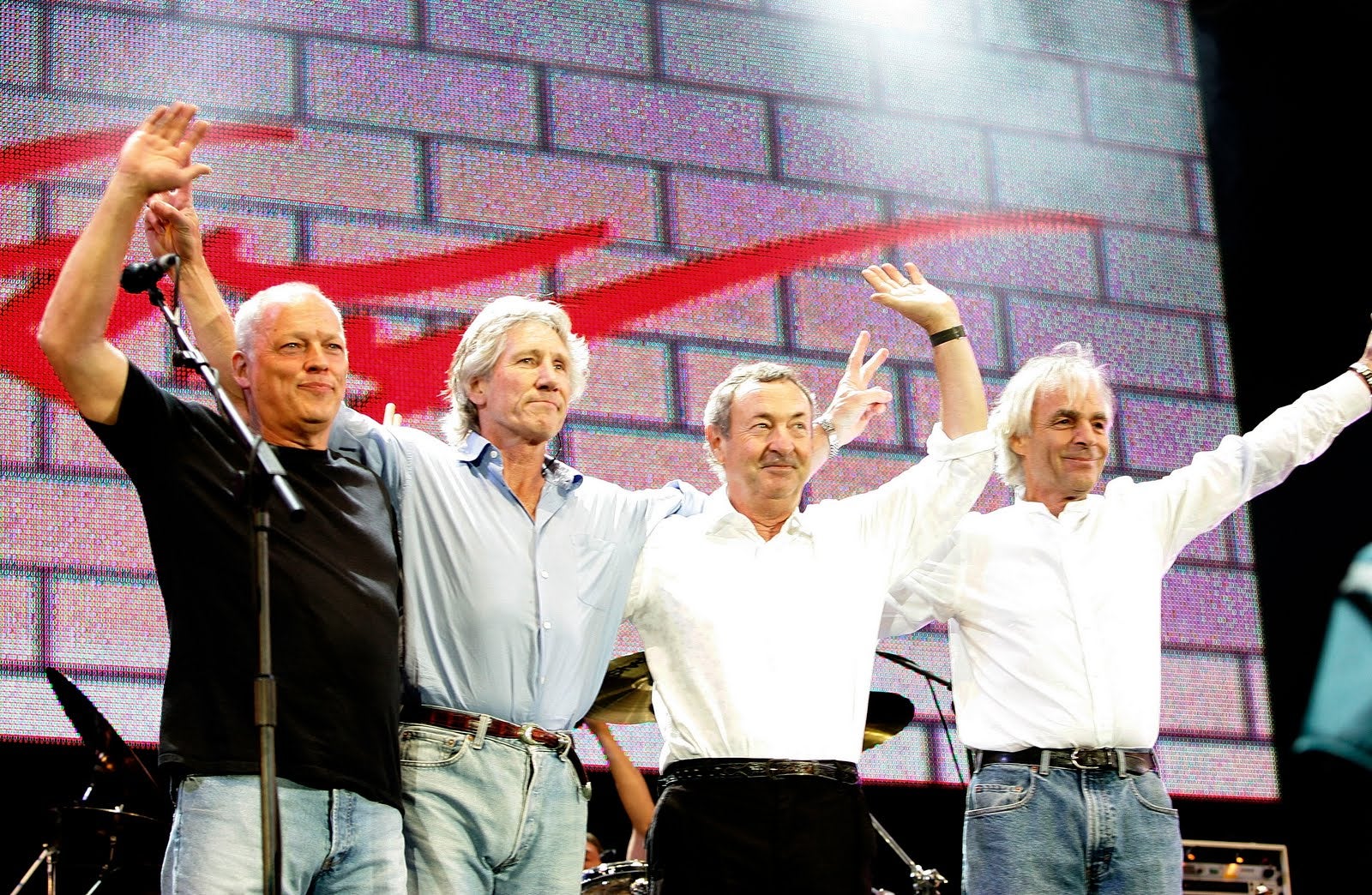 Discoforum: Herrera y Salas presentan el nuevo disco de Pink Floyd Discoforum: Herrera y Salas presentan el nuevo disco de Pink Floyd