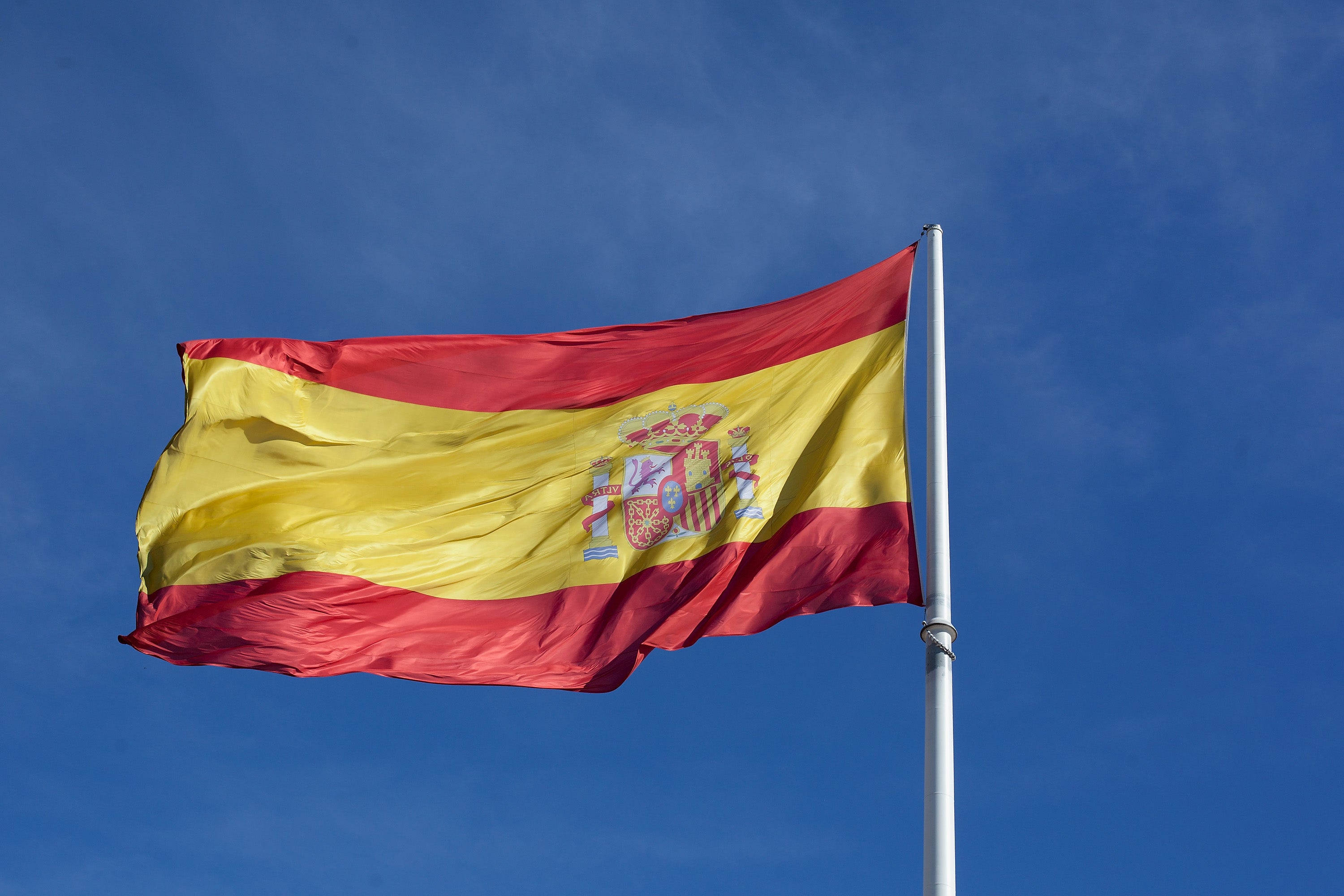 El mundo nunca es suficiente: ¿Qué opinión tenemos de nosotros mismos como españoles? El mundo nunca es suficiente: ¿Qué opinión tenemos de nosotros mismos como españoles?
