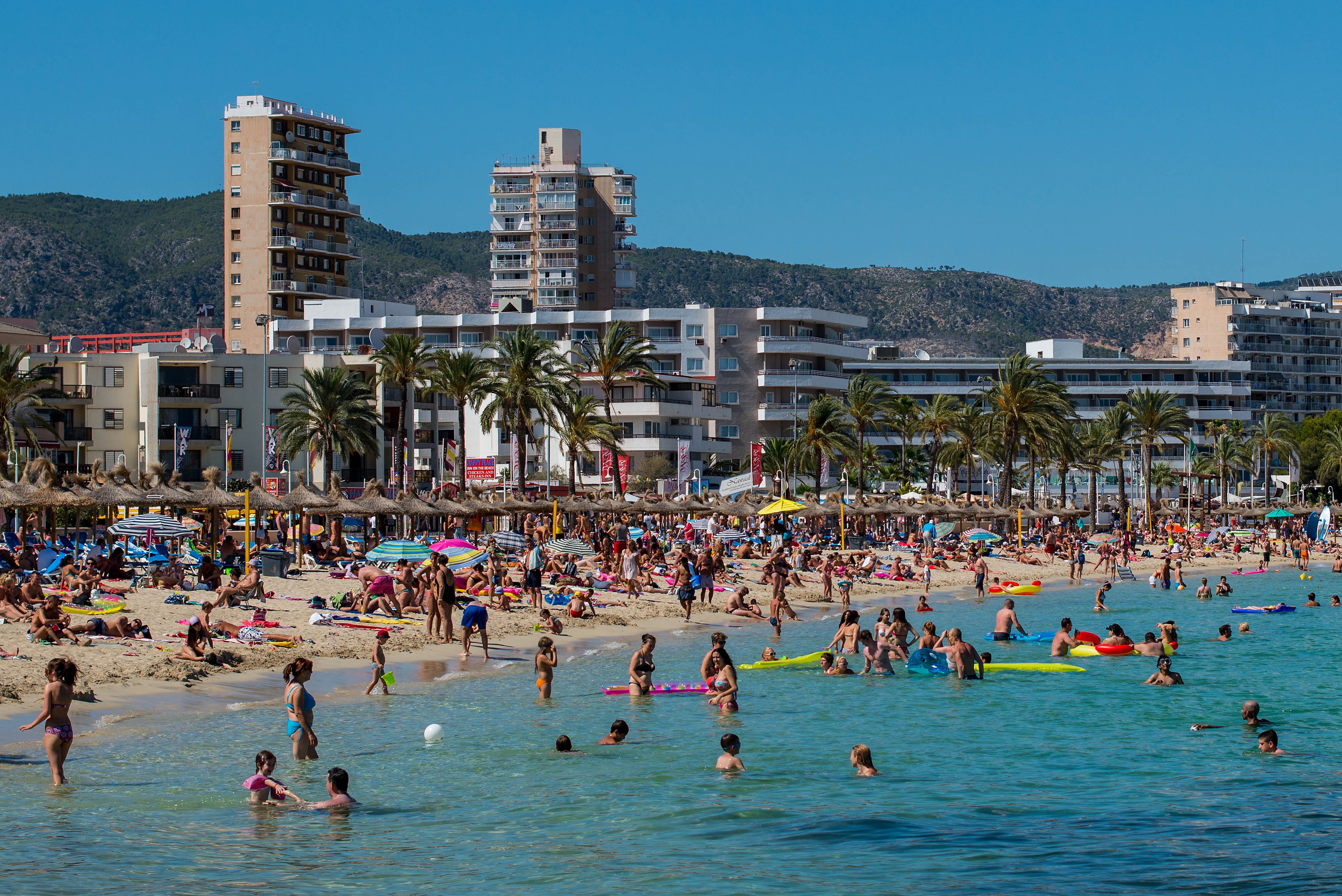 La primera ola de calor del verano llegará a Baleares el martes La primera ola de calor del verano llegará a Baleares el martes