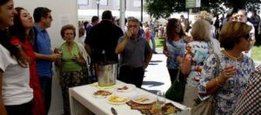 Na feira participaron este ano vinte e dúas bodegas amparadas polo selo de calidade Na feira participaron este ano vinte e dúas bodegas amparadas polo selo de calidade