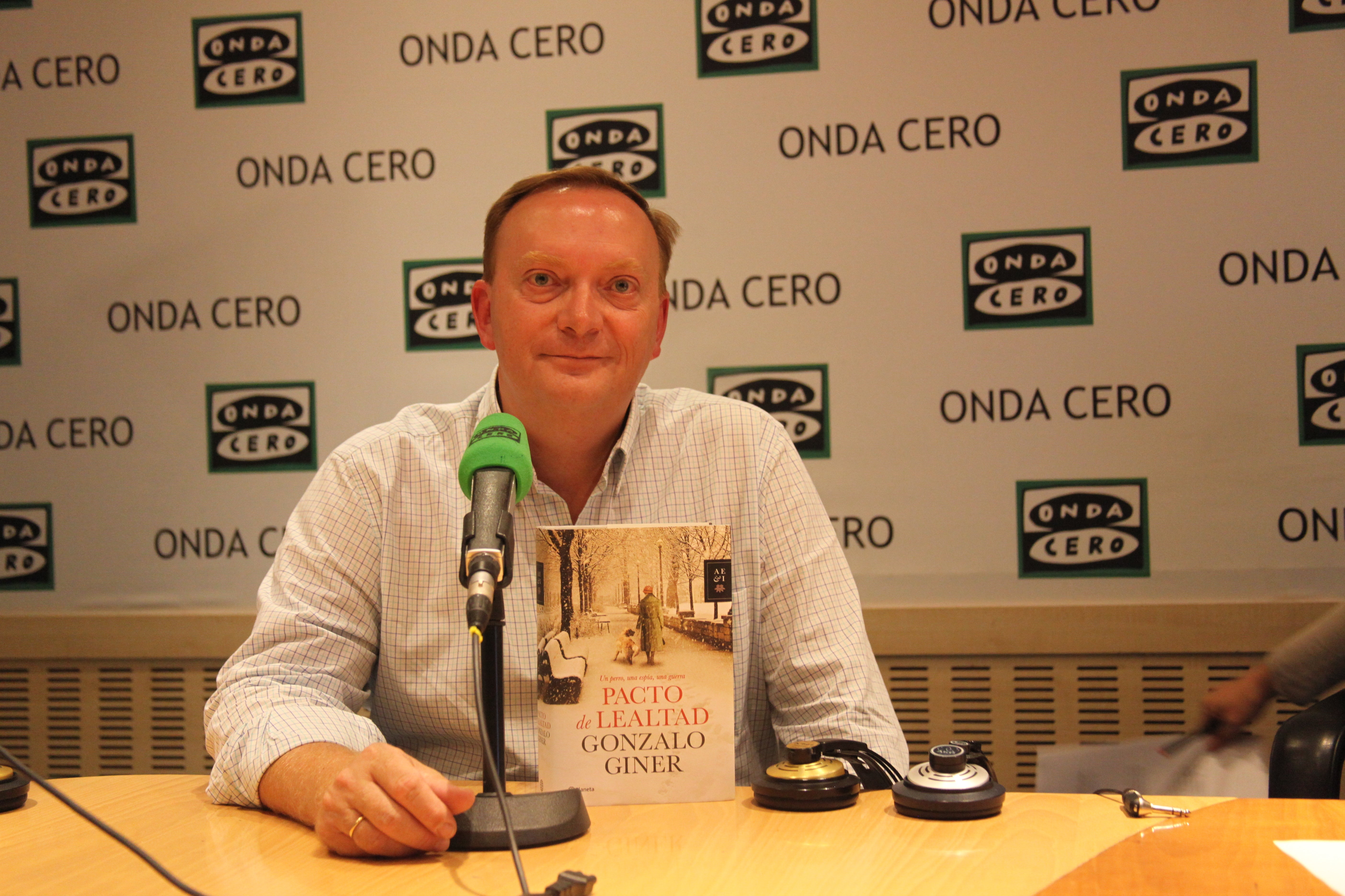 Gonzalo Giner: "En mis novelas trato de provocar emoción, rabia y furia" episode artwork