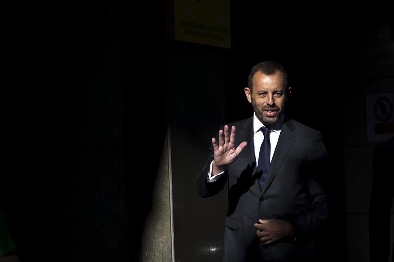 La Fiscalía pide a la juez que siente ya en el banquillo a Sandro Rosell por blanqueo de 20 millones de euros La Fiscalía pide a la juez que siente ya en el banquillo a Sandro Rosell por blanqueo de 20 millones de euros