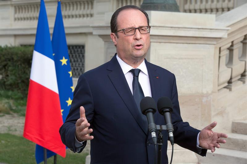 François Hollande: "Túnez cuenta con nuestra solidaridad y apoyo en este trance" François Hollande: "Túnez cuenta con nuestra solidaridad y apoyo en este trance"