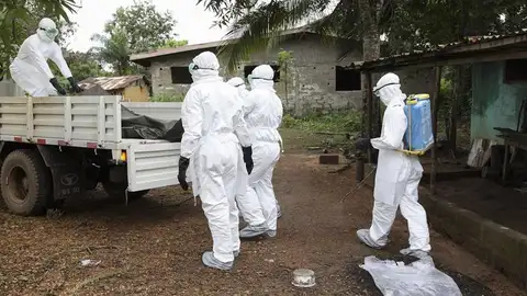 El virus del ébola se extiende por África El virus del ébola se extiende por África