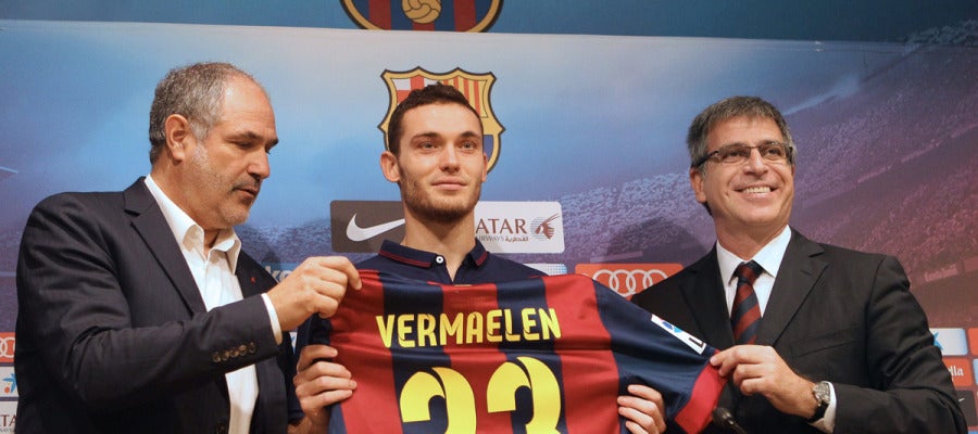 Vermaelen presentado con el Barcelona Vermaelen presentado con el Barcelona