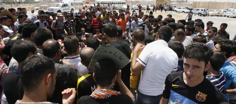Miembros de la comunidad yazidí, una minoría religiosa kurda que han sido desplazados de sus hogares Miembros de la comunidad yazidí, una minoría religiosa kurda que han sido desplazados de sus hogares