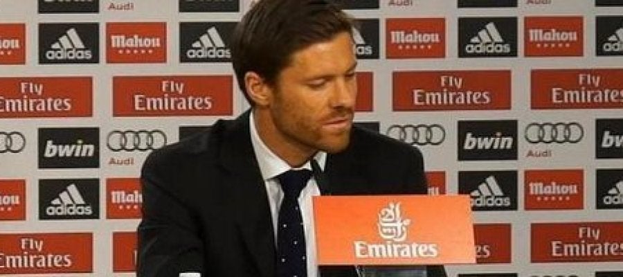 Xabi Alonso, en la rueda de prensa de su despedida del Real Madrid Xabi Alonso, en la rueda de prensa de su despedida del Real Madrid