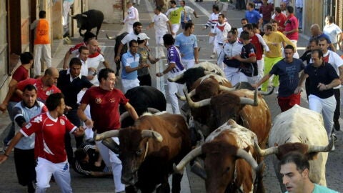Cinco heridos, Tres de ellos por asta, en el segundo encierro m&aacute;s peligroso de Cu&eacute;llar
