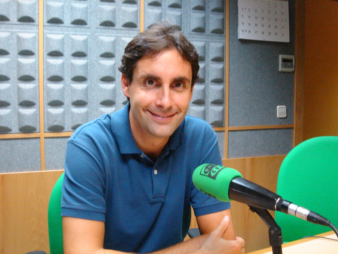 Pamplona en la Onda. Caja Rural nos propone mañana "Nuestro día más solidario", una iniciativa que, en el marco de la Vuelta Ciclista a España, pretende obtener el mayor número posible de kilos de comida para el Banco de Alimentos. Pamplona en la Onda. Caja Rural nos propone mañana "Nuestro día más solidario", una iniciativa que, en el marco de la Vuelta Ciclista a España, pretende obtener el mayor número posible de kilos de comida para el Banco de Alimentos.
