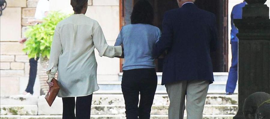 Ana Patricia Botín entra en la capilla ardiente de su padre, Emilio Botín Ana Patricia Botín entra en la capilla ardiente de su padre, Emilio Botín