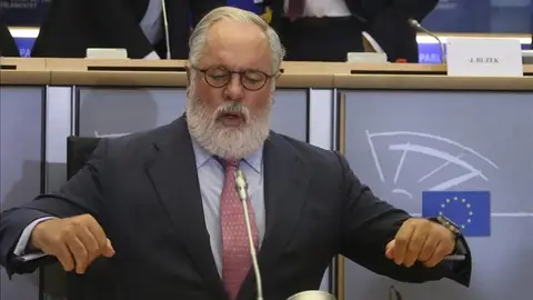 Miguel Arias Cañete ante el Parlamento Europeo Miguel Arias Cañete ante el Parlamento Europeo