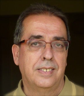 Aquí en la Onda. Navarra. Hoy, en "La redacción", Javier Lorente entrevista a Santiago González. Aquí en la Onda. Navarra. Hoy, en "La redacción", Javier Lorente entrevista a Santiago González.