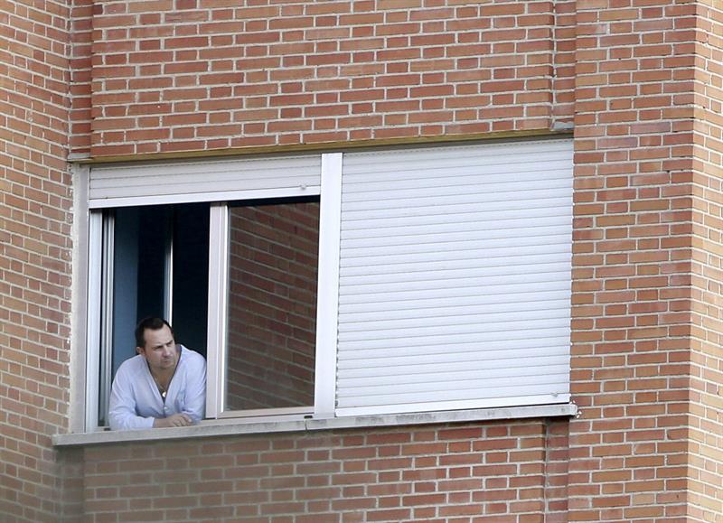 El marido de Teresa Romero dice que si falló algo "fue el protocolo" El marido de Teresa Romero dice que si falló algo "fue el protocolo"