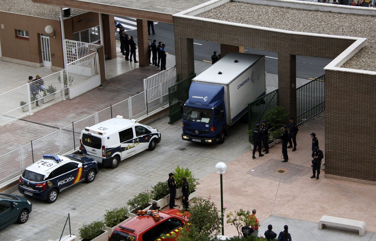 Los vecinos de Teresa Romero están un poco más tranquilos Los vecinos de Teresa Romero están un poco más tranquilos