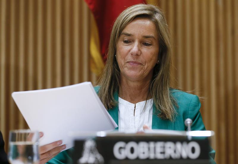 Ruz propone llevar al banquillo a Ana Mato y archiva la causa contra Ángel Acebes Ruz propone llevar al banquillo a Ana Mato y archiva la causa contra Ángel Acebes