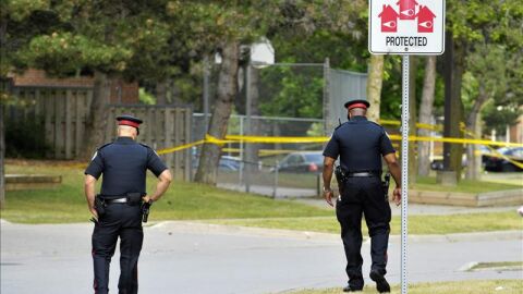 Imagen de archivo de agentes de polic&iacute;a de Canad&aacute;