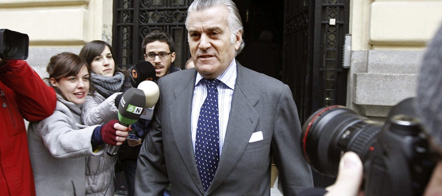El juez Ruz ordena el bloqueo de una nueva cuenta relacionada con Bárcenas en Bermudas El juez Ruz ordena el bloqueo de una nueva cuenta relacionada con Bárcenas en Bermudas