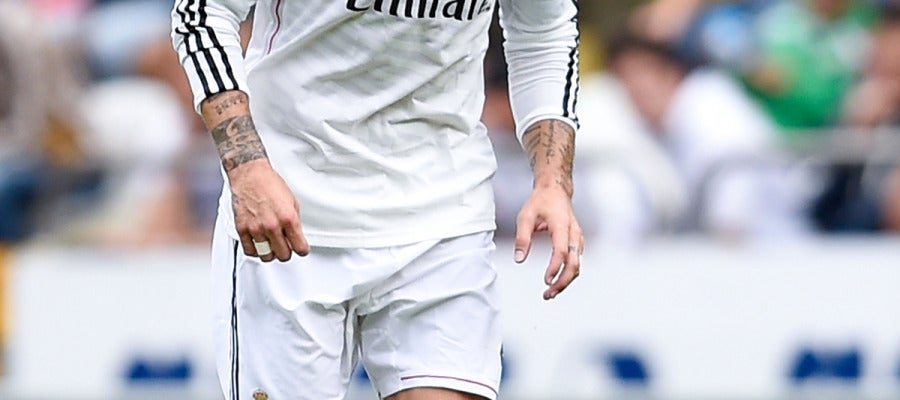 Sergio Ramos, con la camiseta del Real Madrid Sergio Ramos, con la camiseta del Real Madrid