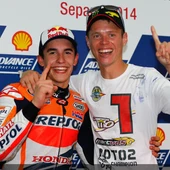 Tito Rabat, campeón del mundo de Moto 2, junto a Marc Márquez Tito Rabat, campeón del mundo de Moto 2, junto a Marc Márquez