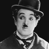 Charles Chaplin, el bigote hitleriano Charles Chaplin, el bigote hitleriano