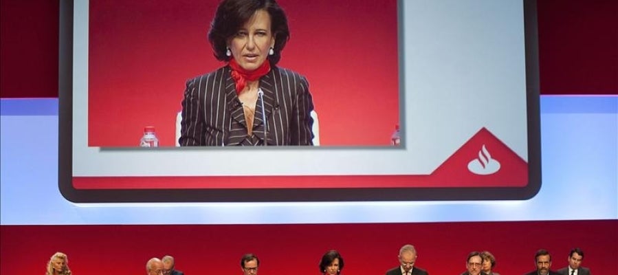 El banco Santander estudia una ampliación de capital de 5.000 millones de euros para quedarse ...