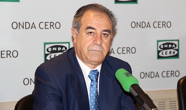 Graciano Palomo presenta en el Casino "La larga marcha. De Rajoy a Casado" Graciano Palomo presenta en el Casino "La larga marcha. De Rajoy a Casado"
