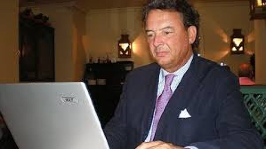 Carlos Nu&ntilde;ez 