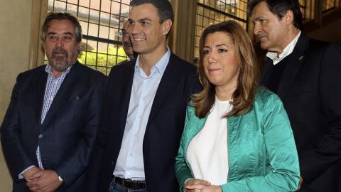 Pedro S&aacute;nchez junto a Susana D&iacute;az, el alcalde de Zaragoza y el presidente de Asturias