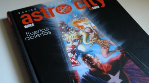 Astro City. Portada