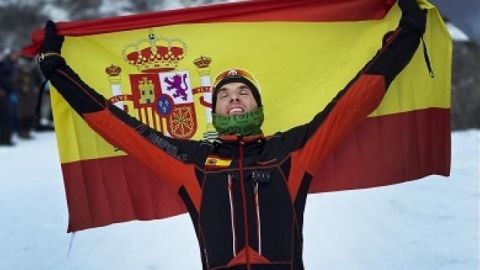 &Aacute;ngel Pav&oacute;n gana de media marat&oacute;n del C&iacute;rculo Polar &Aacute;rtico