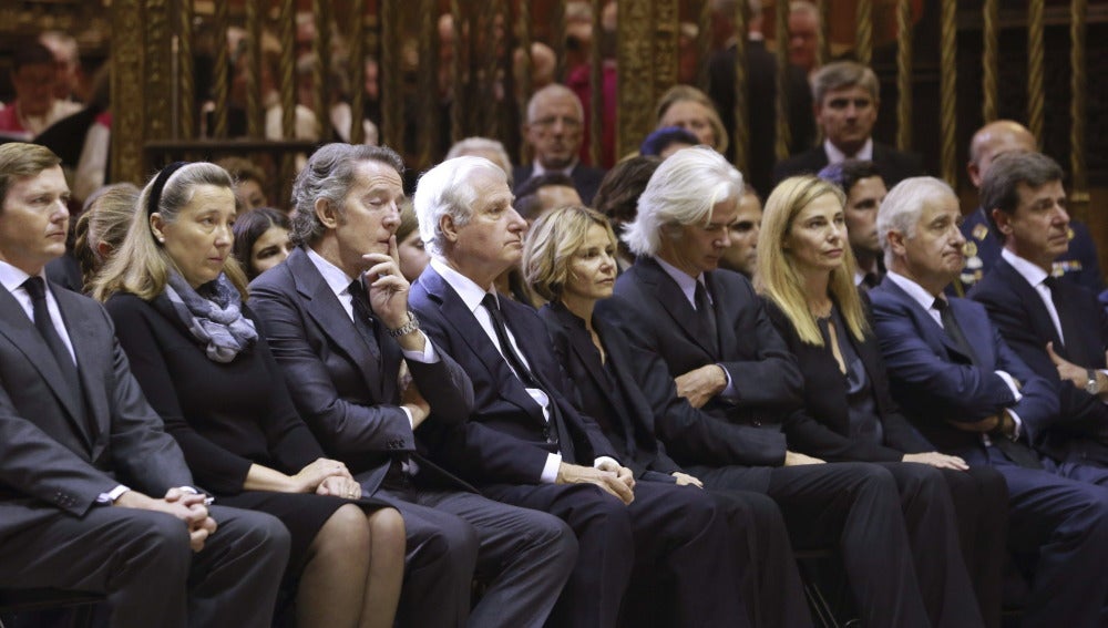 Los hijos de la Duquesa de Alba en el funeral