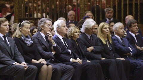 Los hijos de la Duquesa de Alba en el funeral