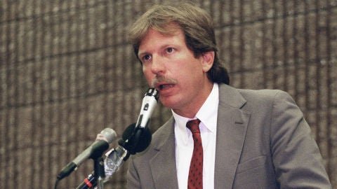 Gary Webb, asesinado por saber demasiado