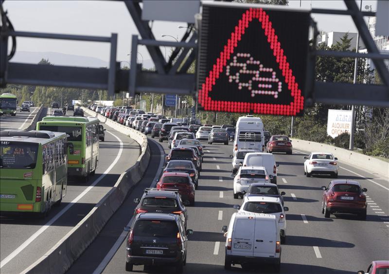 Un accidente con varios vehículos implicados provoca atascos en la autopista de Inca Un accidente con varios vehículos implicados provoca atascos en la autopista de Inca