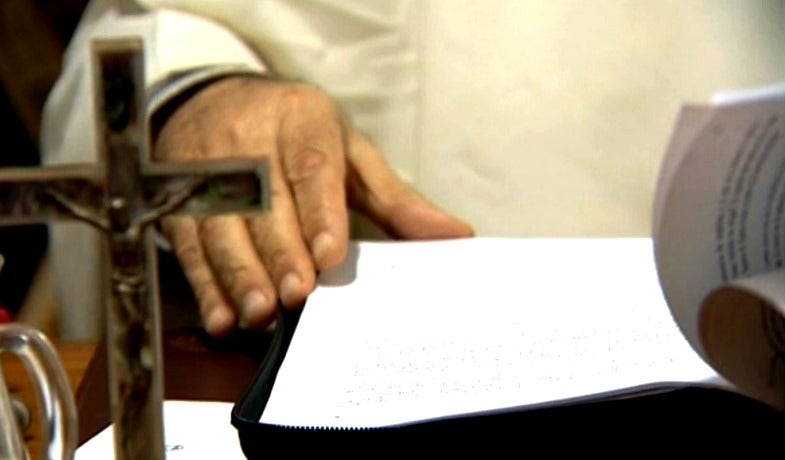 La Iglesia católica pide retirar el payaso de McDonalds crucificado del Museo de Haifa La Iglesia católica pide retirar el payaso de McDonalds crucificado del Museo de Haifa