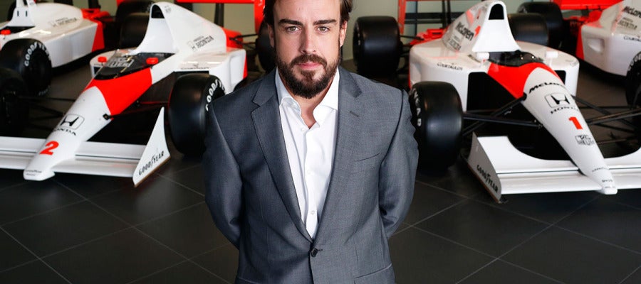 Alonso, en la sede de McLaren-Honda en Woking Alonso, en la sede de McLaren-Honda en Woking