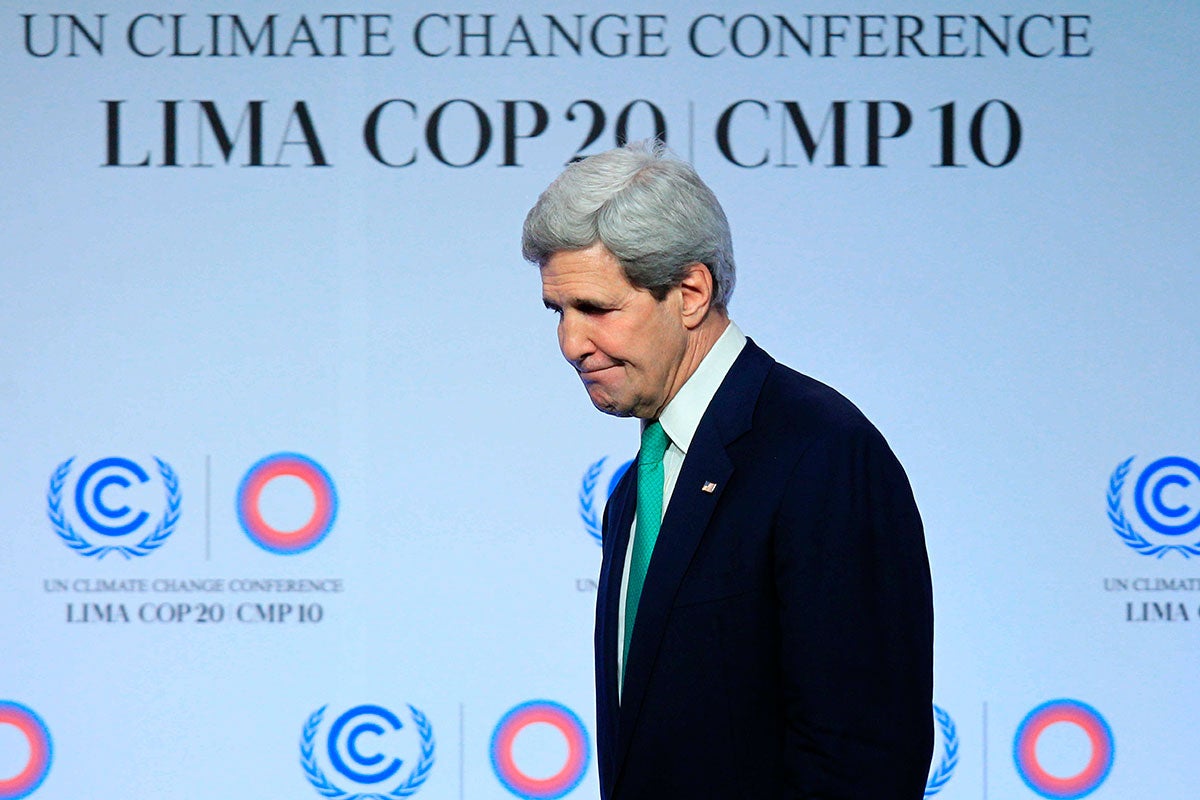 Kerry, que tenía previsto visitar hoy Madrid, hospitalizado tras un accidente de bici en Francia Kerry, que tenía previsto visitar hoy Madrid, hospitalizado tras un accidente de bici en Francia