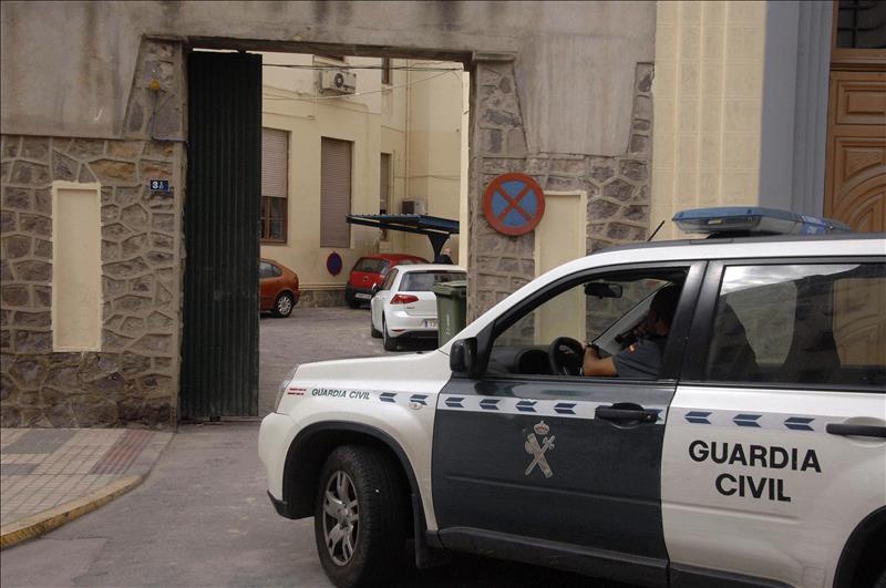 La Guardia Civil registra empresas de Reus y Barcelona por el 'caso Innova' La Guardia Civil registra empresas de Reus y Barcelona por el 'caso Innova'