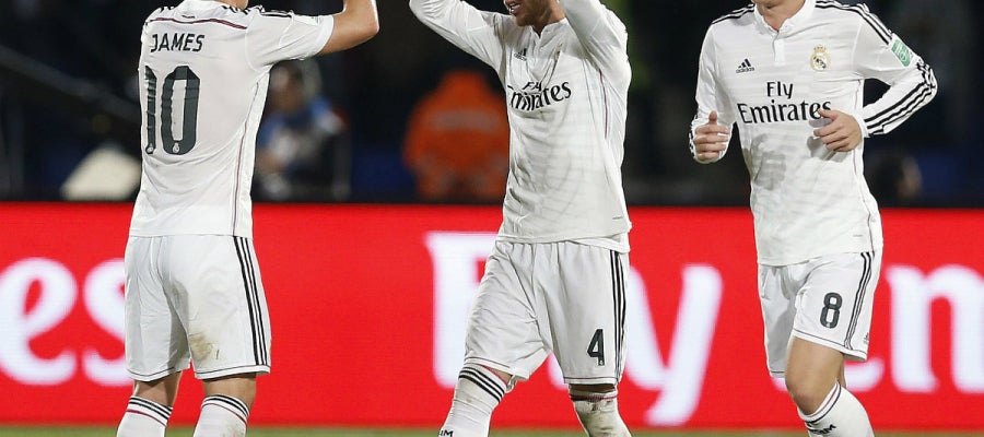 Ramos, James y Kroos celebran un gol del Real Madrid Ramos, James y Kroos celebran un gol del Real Madrid