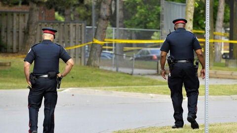 Dos agentes de polic&iacute;a en Canad&aacute;