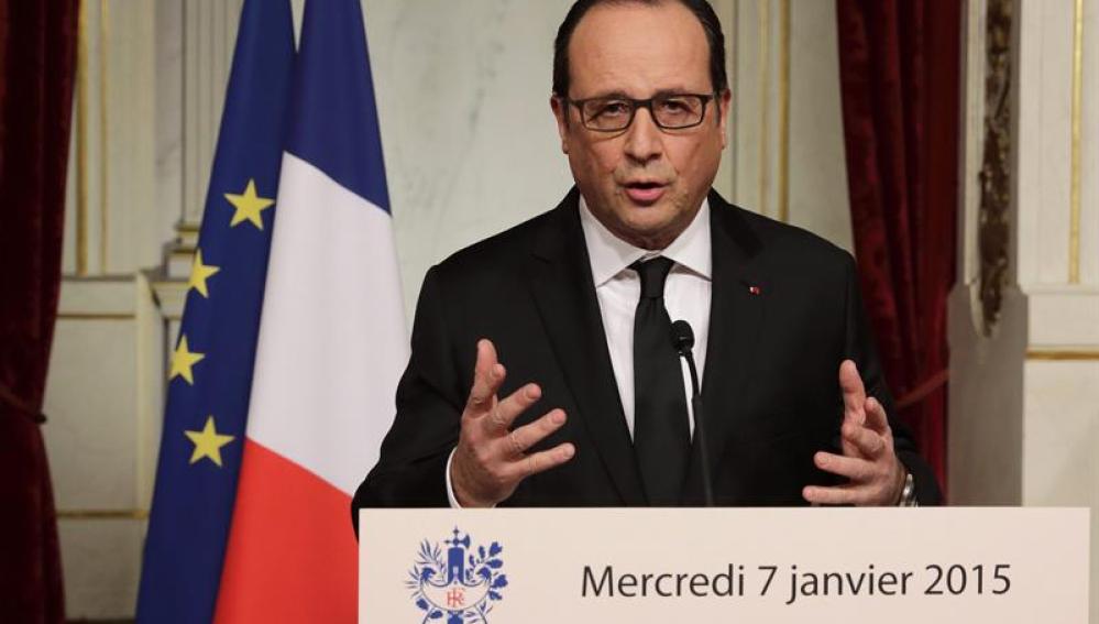Comparecencia del presidente galo François Hollande tras el atentado