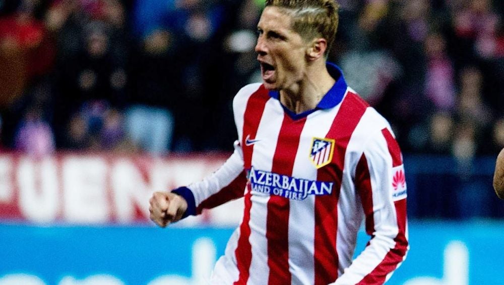 Fernando Torres, celebrando el gol de Raúl García