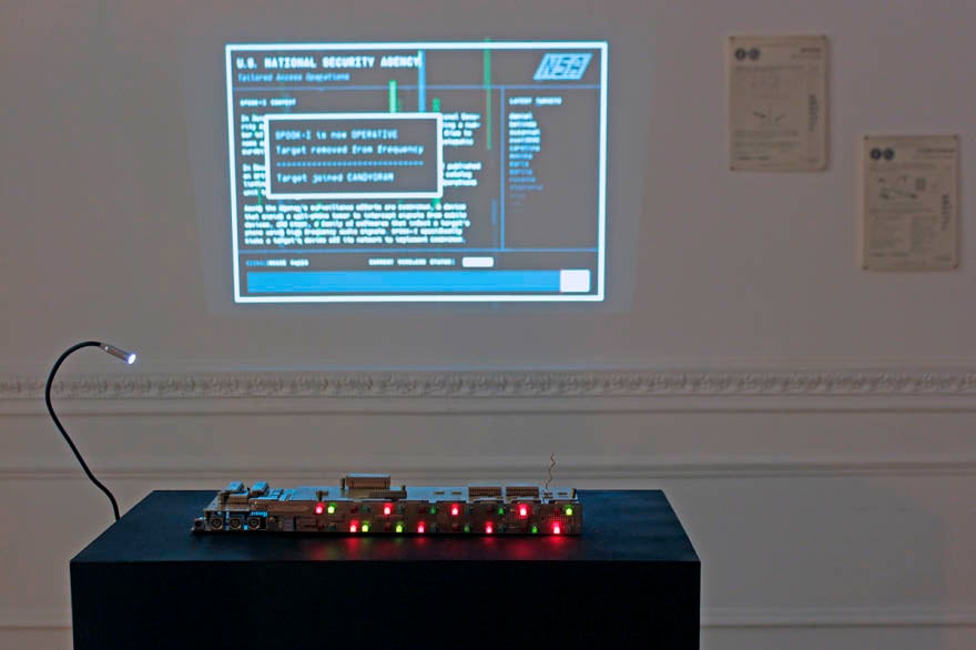 Tirar de la manta: Un espía de la CIA en Moscú Tirar de la manta: Un espía de la CIA en Moscú